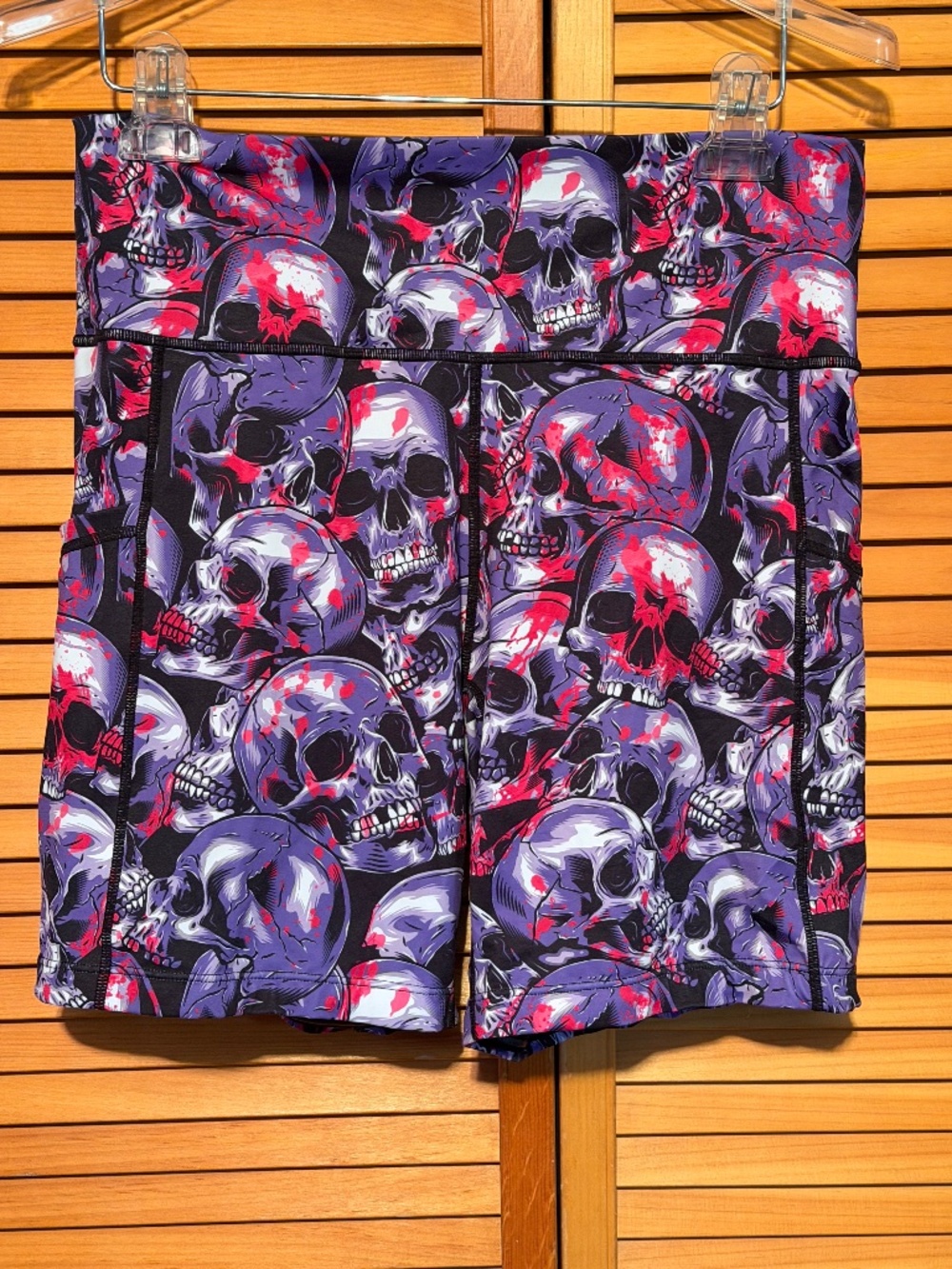 CVG Women’s Athletic Shorts Size L 5 inch inseam Like New